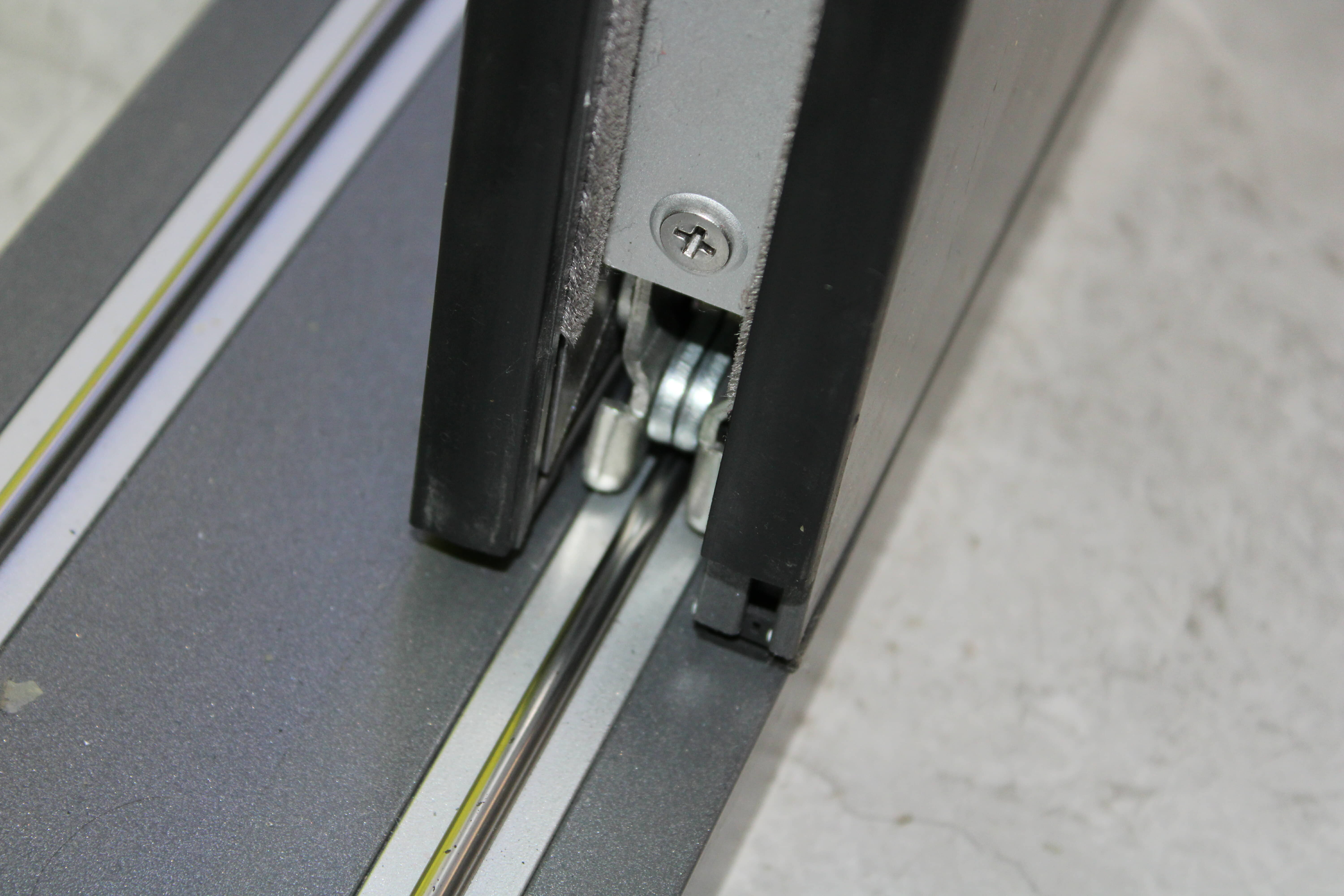 推拉门哪一个品牌好?